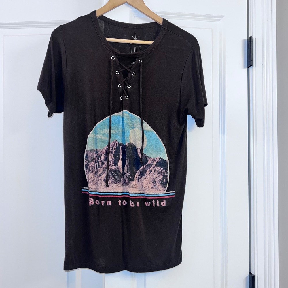 LIFE Clothing Women's Size S Born To Be Wild Shirt‎